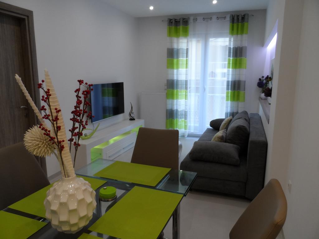 Laura Deluxe Apartment Thessaloniki Exterior foto