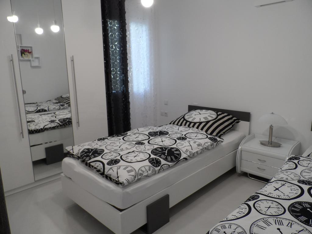 Laura Deluxe Apartment Thessaloniki Exterior foto